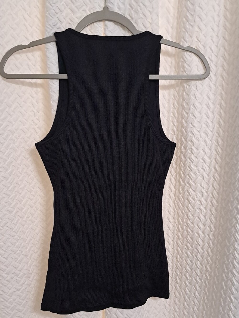 Black Ribbed Tank Top - Picture 3 of 6
